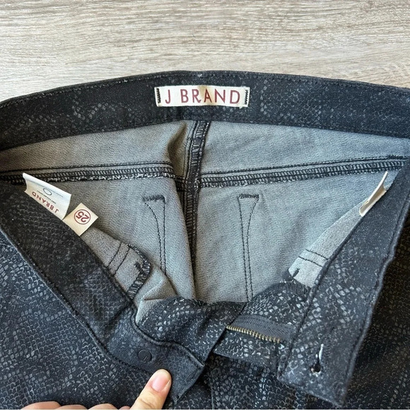 J Brand Snakeskin Matte Boa  Leggings - Picture 8 of 13